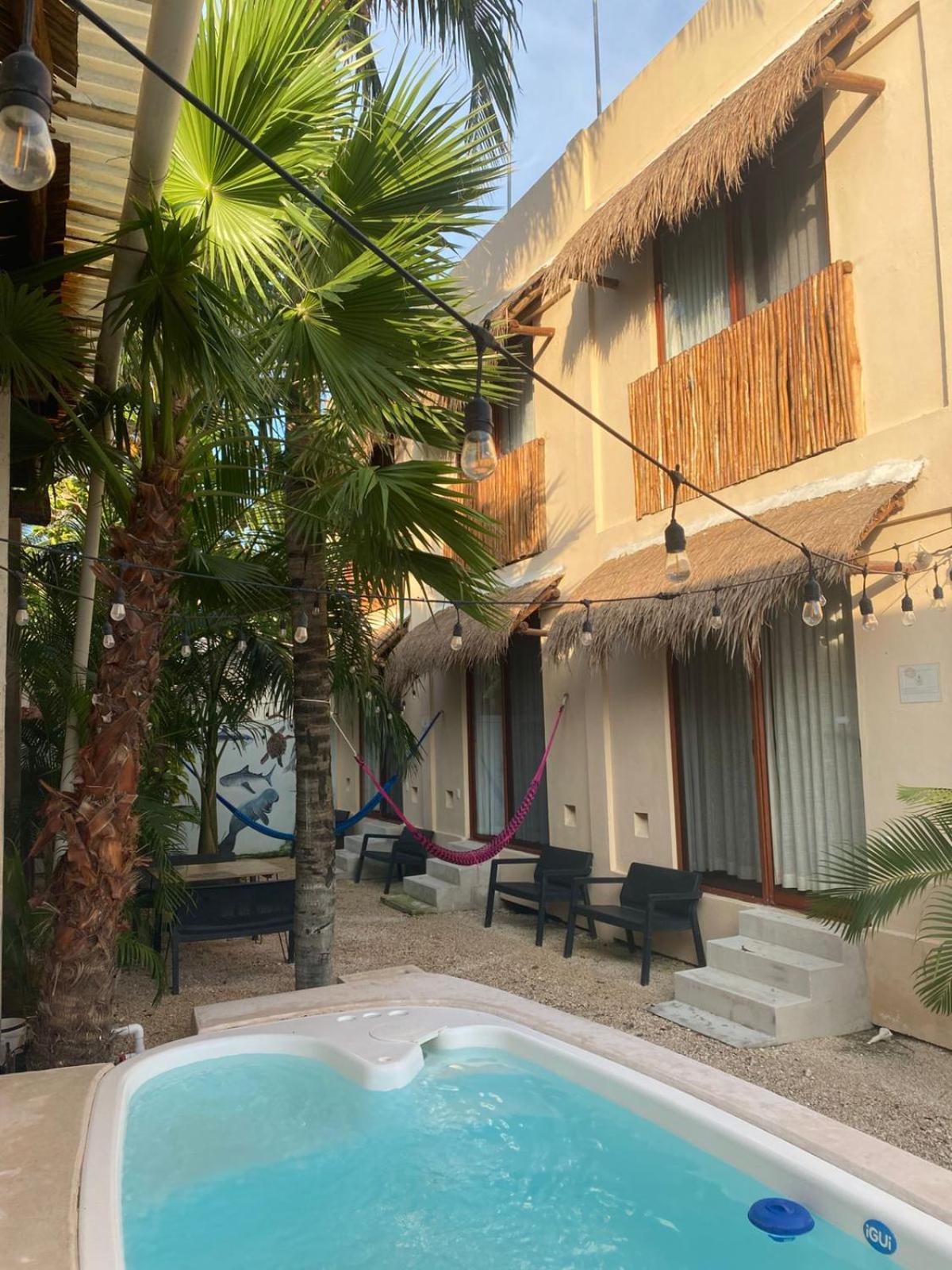 Hotel Pelecanus Suites Holbox Eksteriør billede