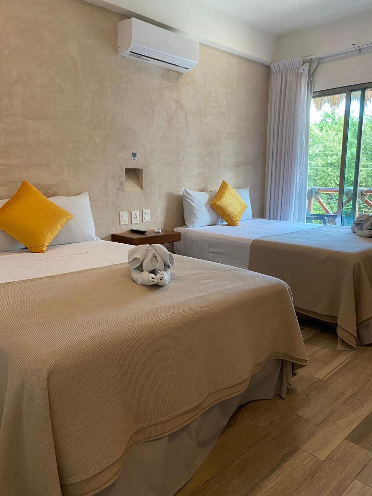 Hotel Pelecanus Suites Holbox Eksteriør billede